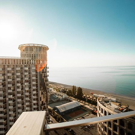 Aparthotel Holiday Lux באטומי מראה חיצוני תמונה