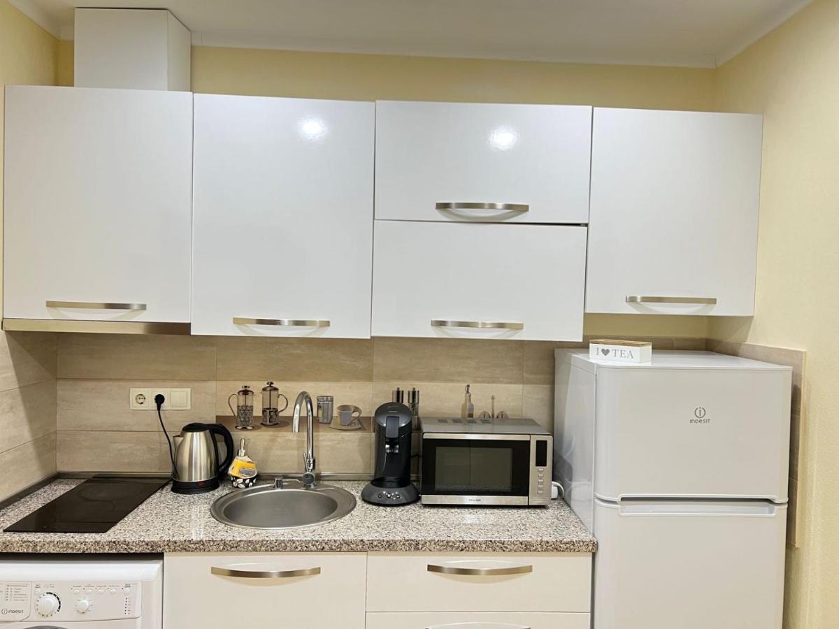 Aparthotel Holiday Lux באטומי מראה חיצוני תמונה