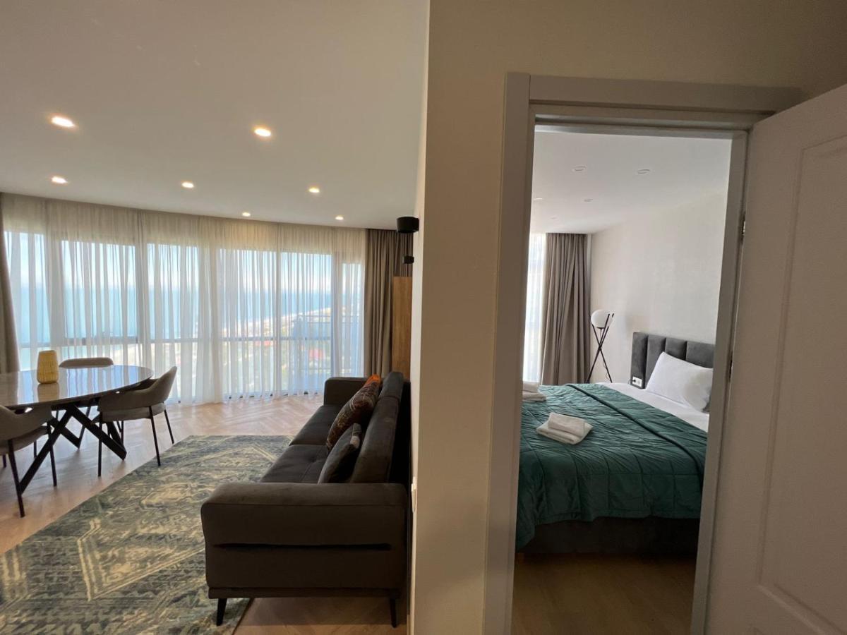 Aparthotel Holiday Lux באטומי מראה חיצוני תמונה