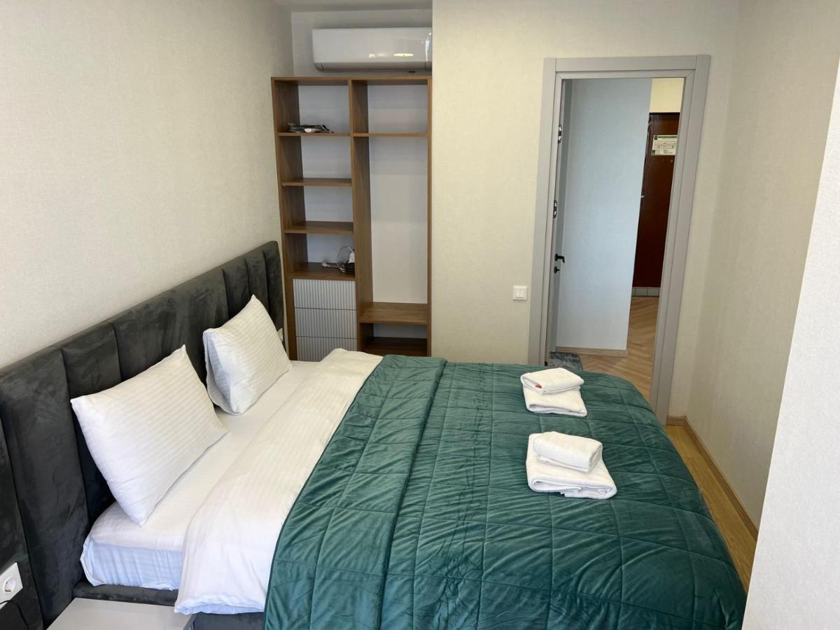 Aparthotel Holiday Lux באטומי מראה חיצוני תמונה