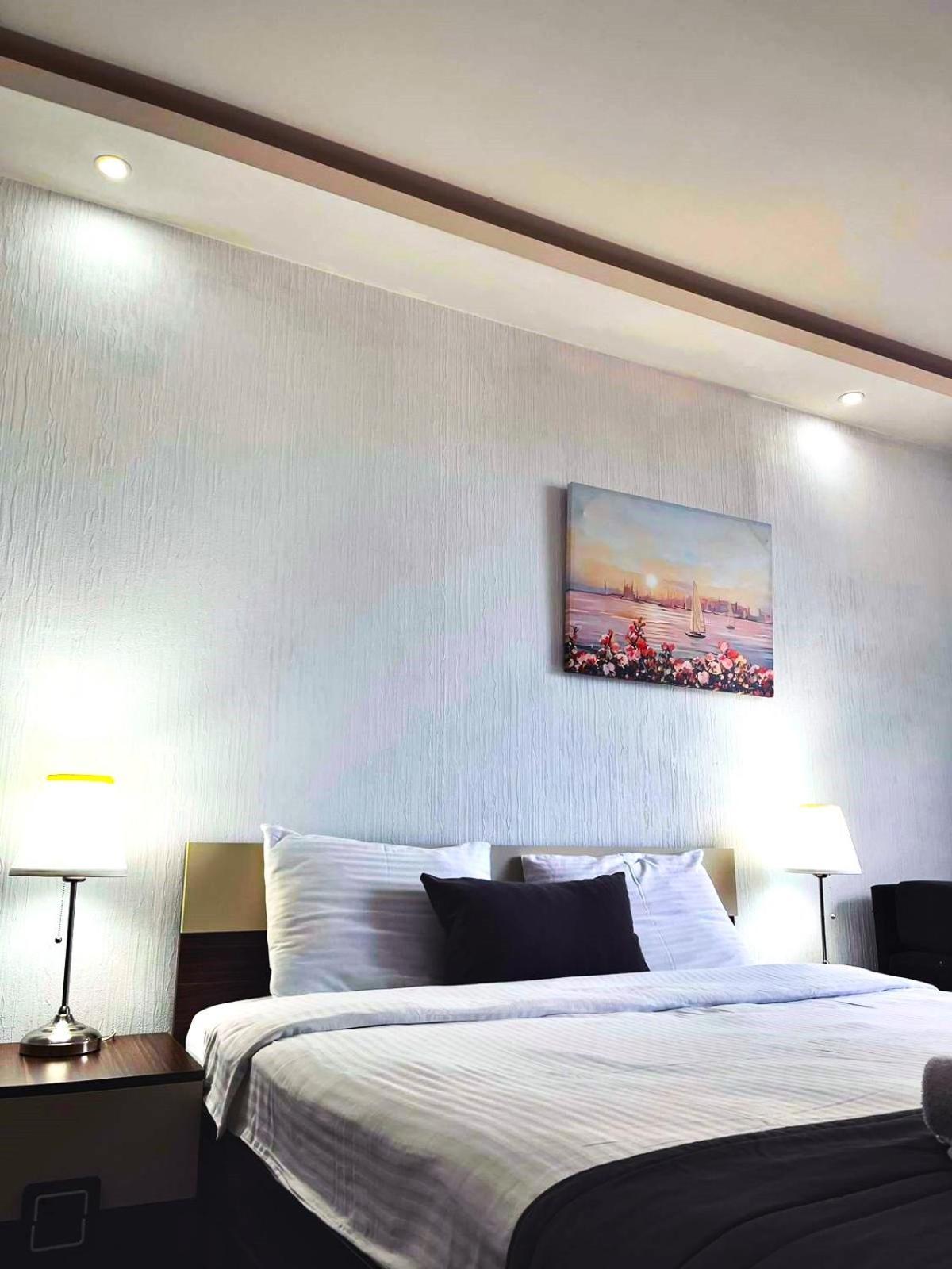 Aparthotel Holiday Lux באטומי מראה חיצוני תמונה